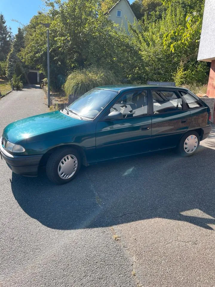 Opel Astra F