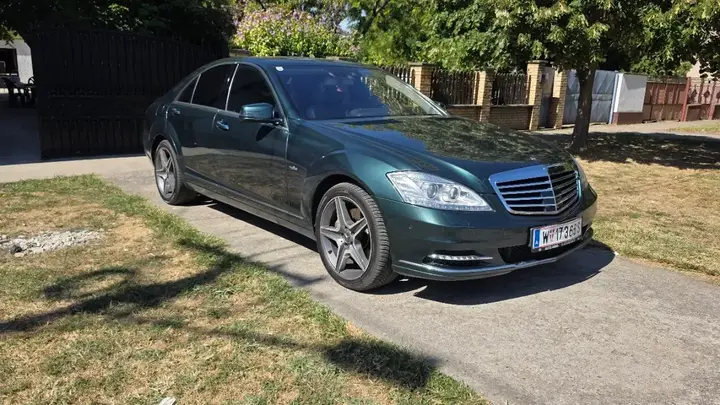 Mercedes-Benz S-Class 2009 photo 3