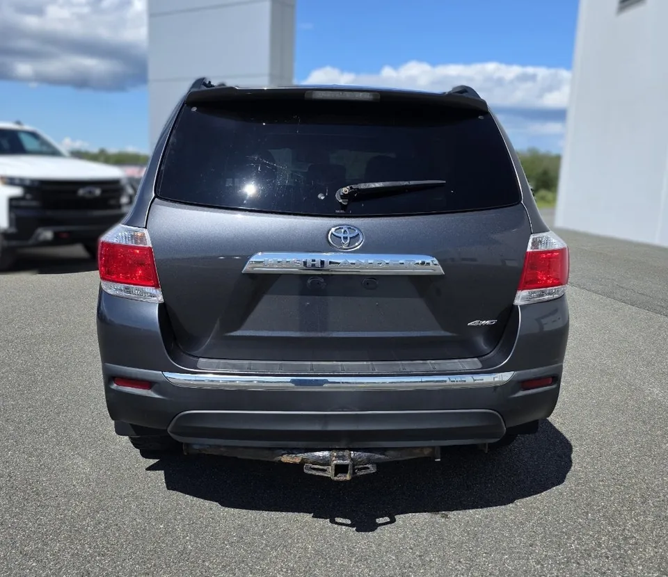 Toyota Highlander 2012 photo 5