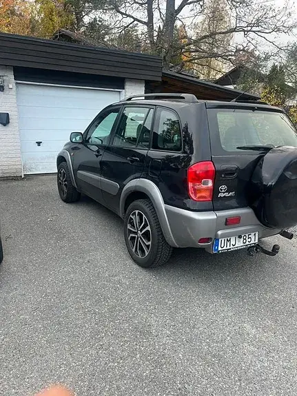 Toyota Rav4 2004 photo 4