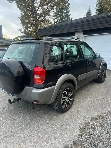 Toyota Rav4 2004 photo 3
