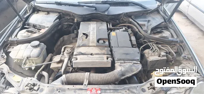 Mercedes-Benz C-Class 2005 photo 4
