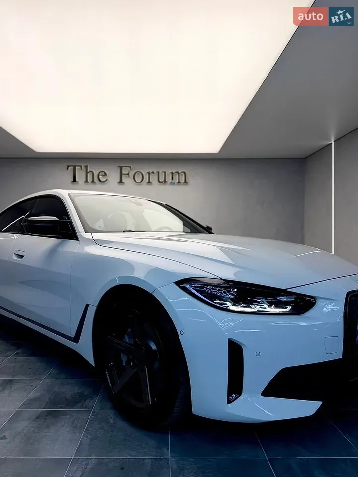 BMW I4 2024 photo 5
