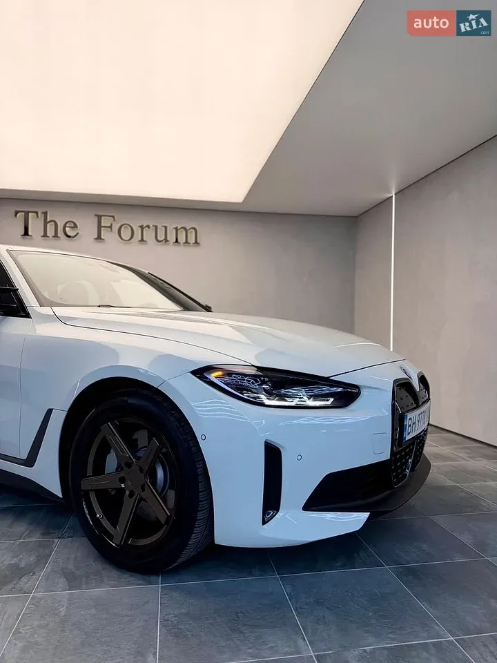 BMW I4 2024 photo 3
