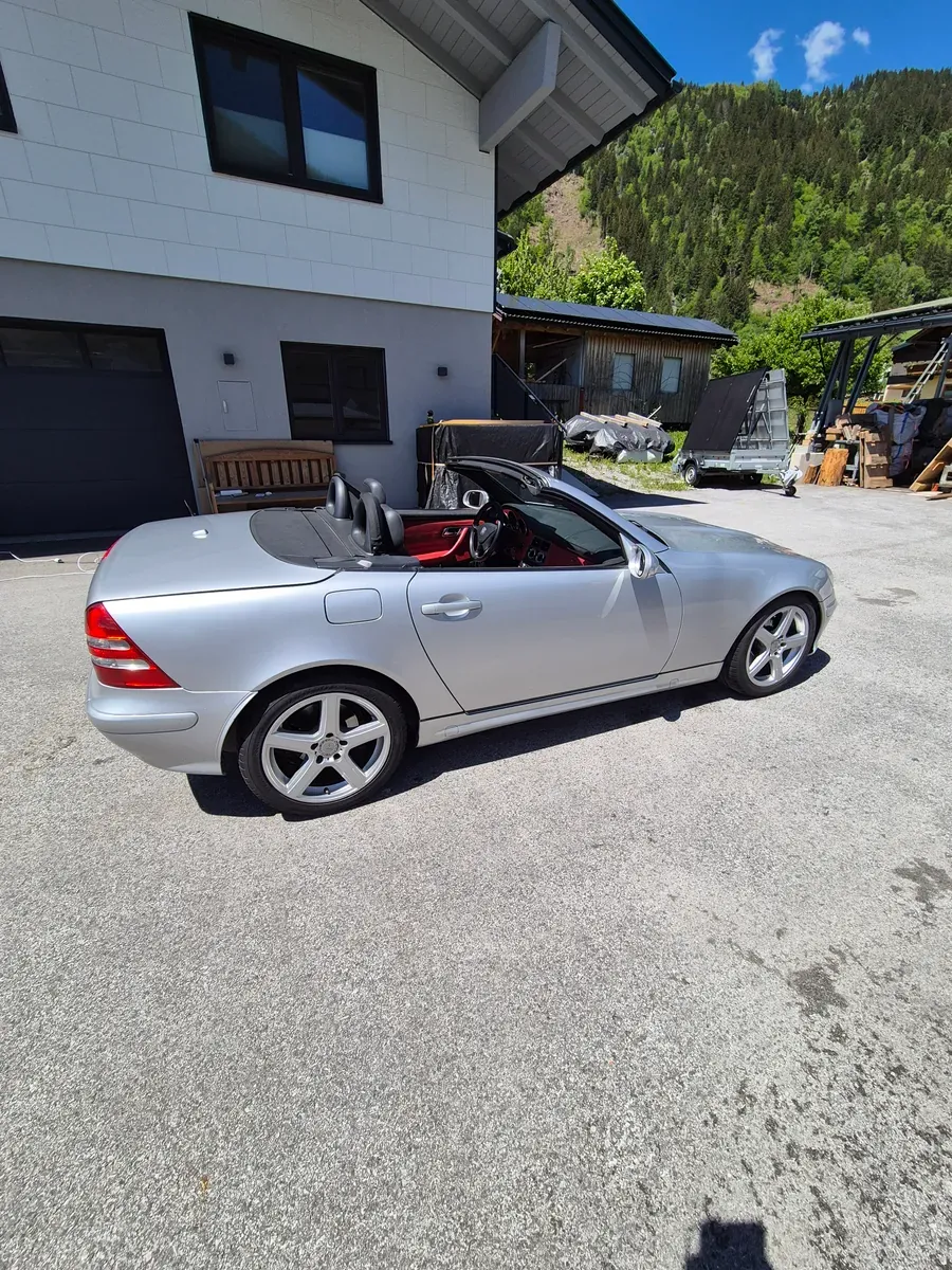 Mercedes-Benz Slk-Class 2002 photo 2