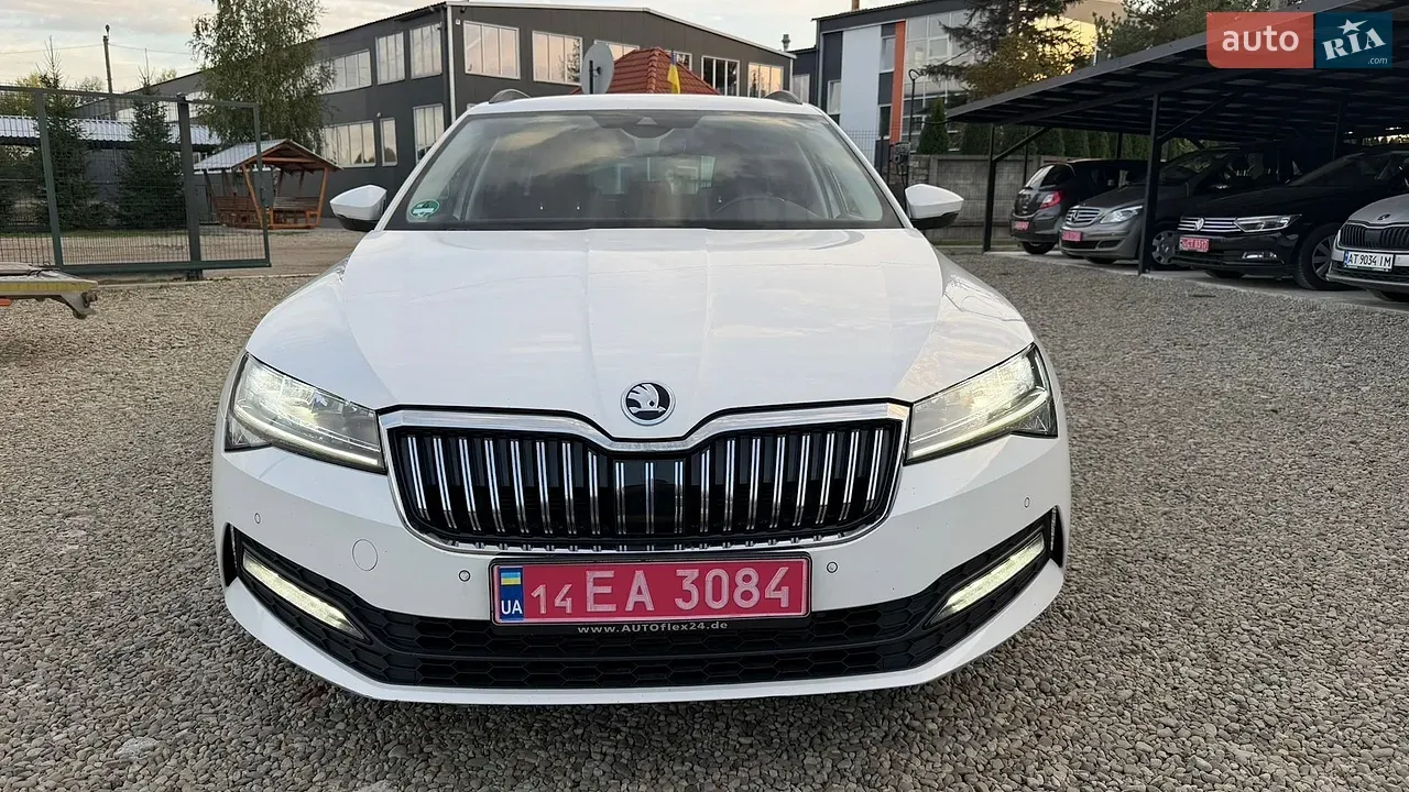 Skoda Superb 2020 photo 3