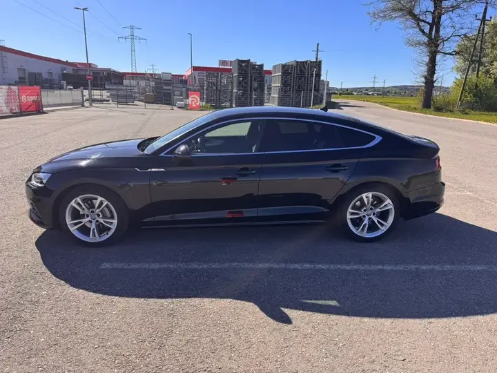 Audi A5 2018 photo 2