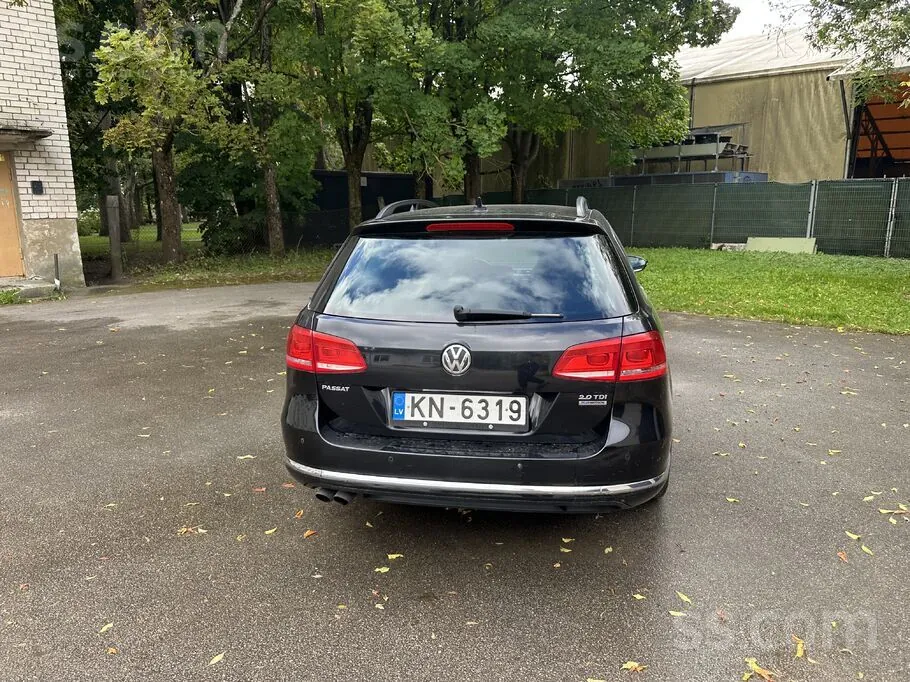 Volkswagen Passat 2012 photo 4