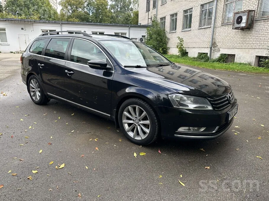 Volkswagen Passat 2012 photo 2