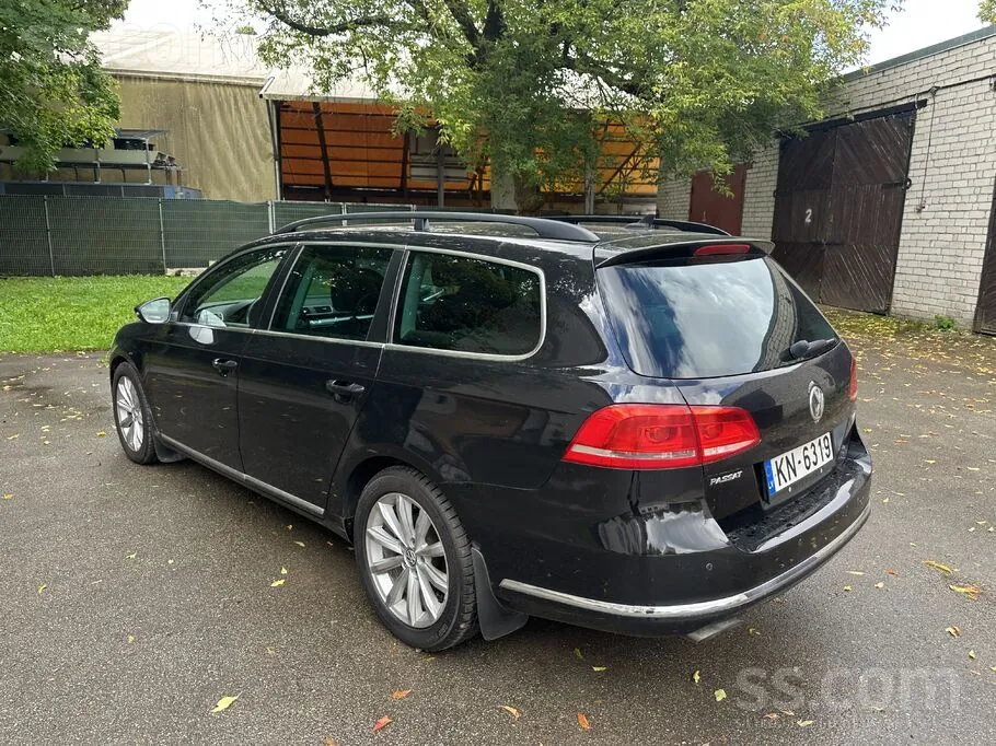 Volkswagen Passat 2012 photo 5
