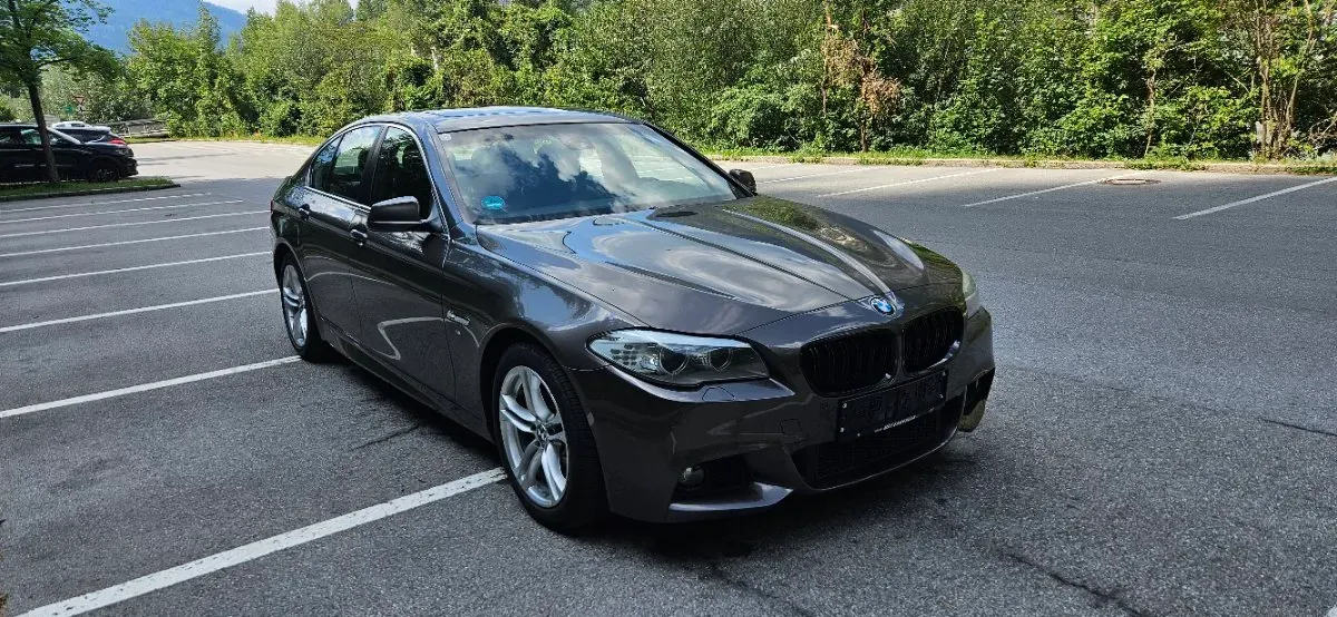 BMW 5 Series 2012 photo 3