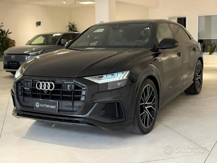 Audi Q8 2020 photo 2