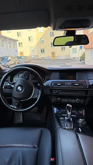 BMW 520I 2012 photo 2