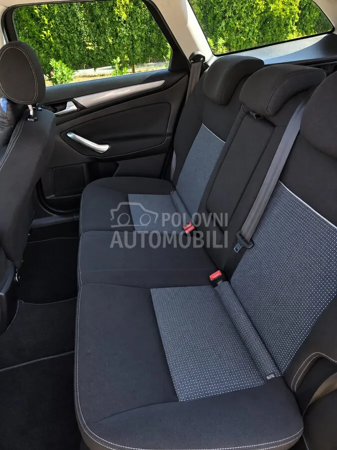Ford Mondeo 2014 photo 2