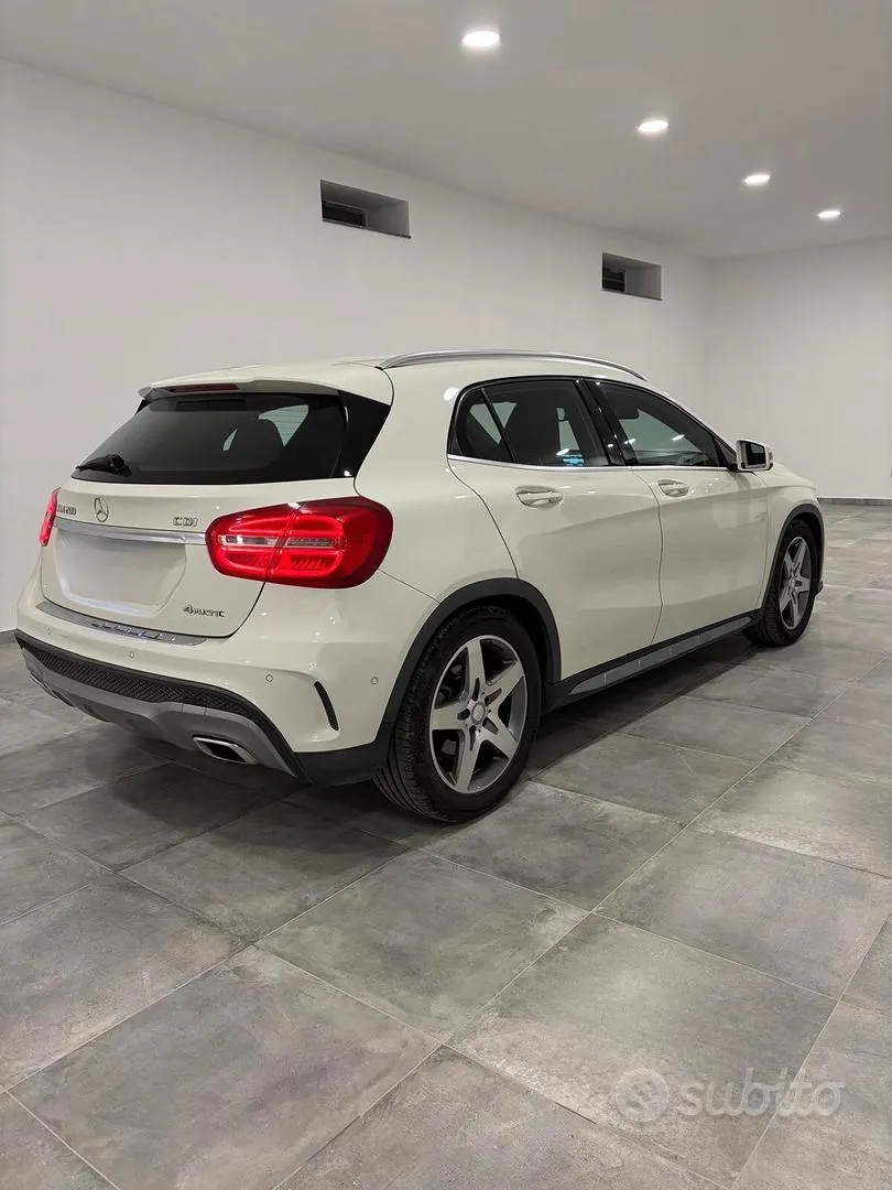 Mercedes-Benz Gla 2015 photo 2