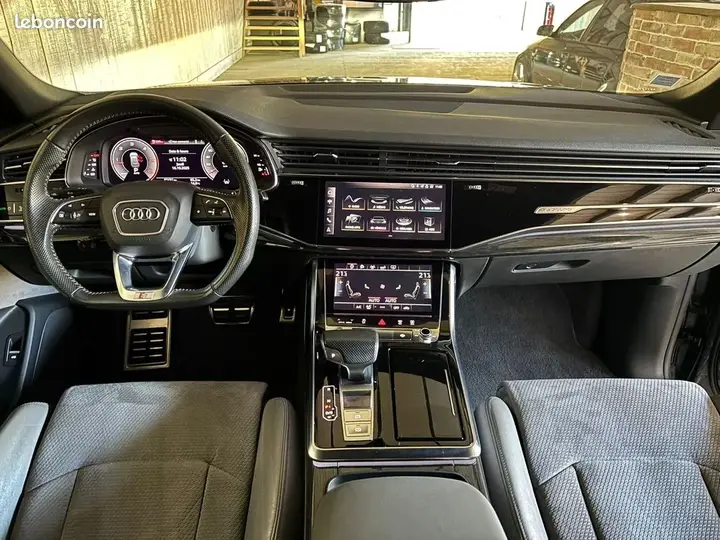 Audi Q8 2019 photo 5