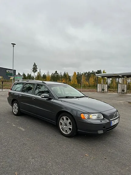 Volvo V70 2008 photo 2