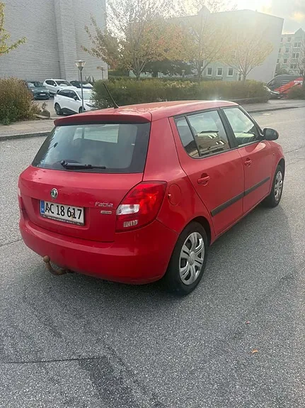Skoda Fabia 2013 photo 2
