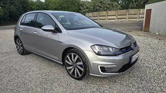 Volkswagen Golf Vii 2014 photo 3