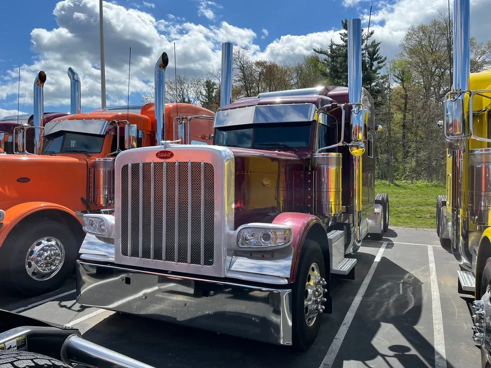 Peterbilt 389 2023 photo 4