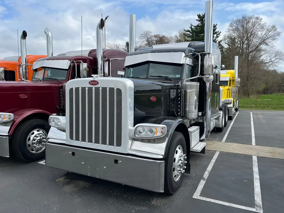 Peterbilt 389 2023 photo 5