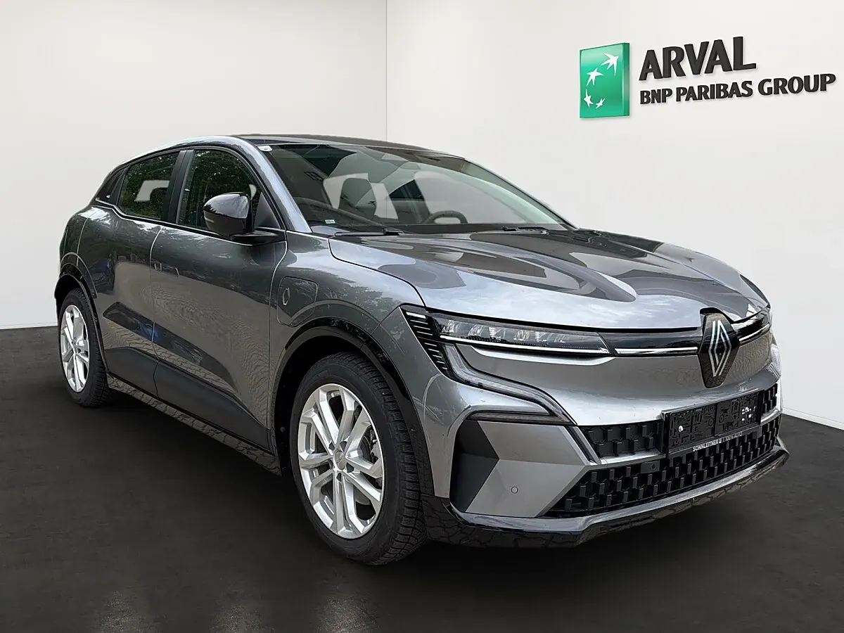 Renault Megane 2023 photo 2