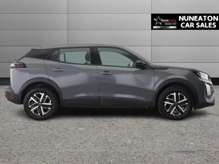 Peugeot 2008 2023 photo 2