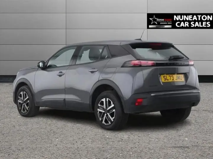 Peugeot 2008 2023 photo 4