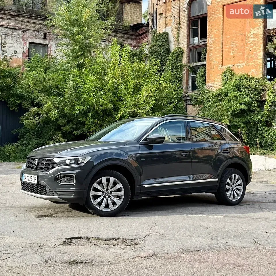 Volkswagen T-Roc 2021 photo 3