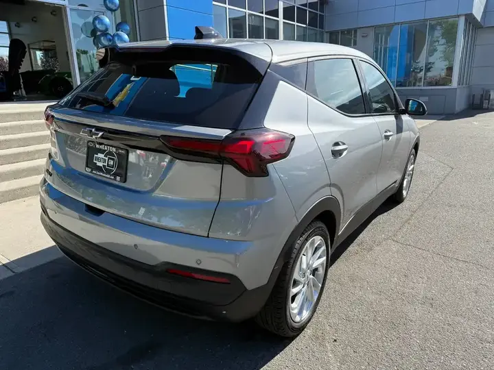 Chevrolet Bolt 2027 photo 4