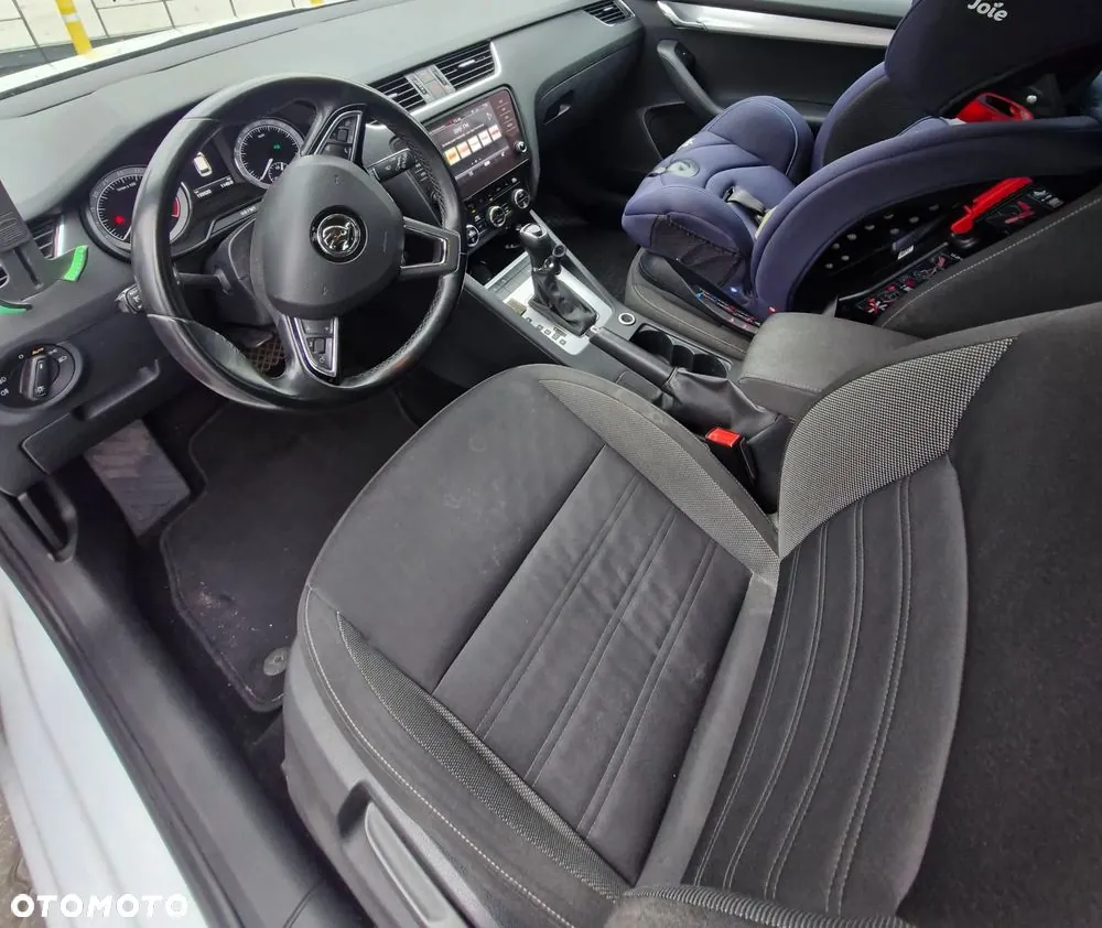 Skoda Octavia 2018 photo 5