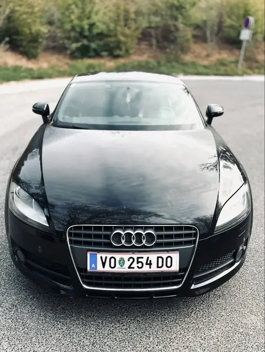 Audi Tt 2009 photo 2