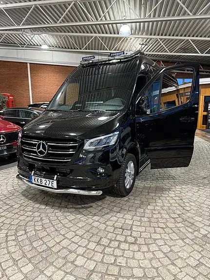 Mercedes-Benz Sprinter 319