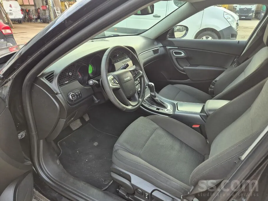 Saab 9-5 2011 photo 5