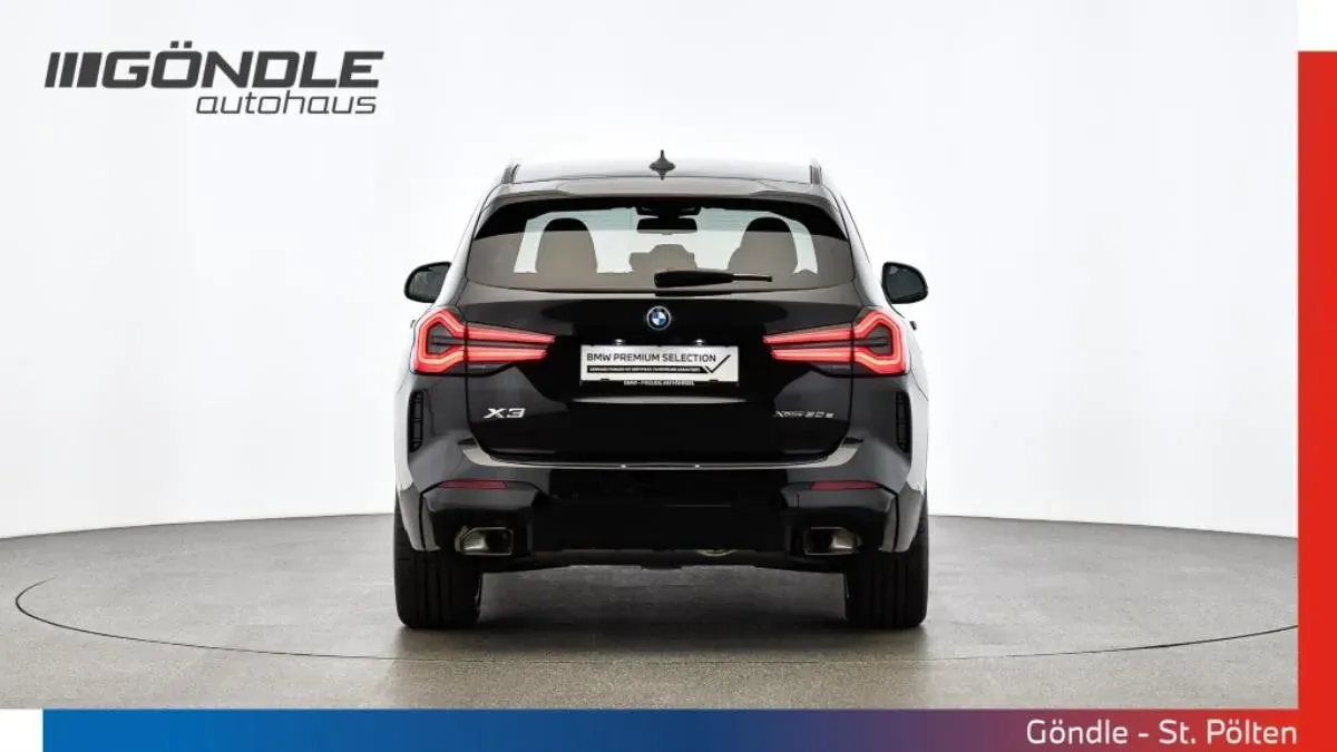 BMW X3 2024 photo 2