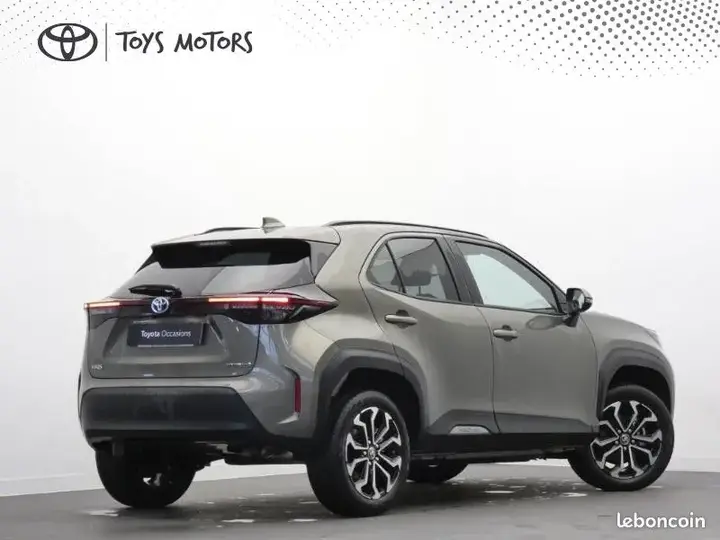 Toyota Yaris Cross 2023 photo 3
