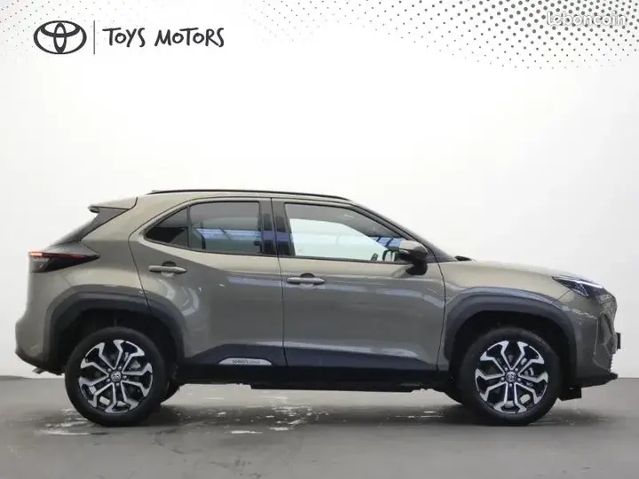 Toyota Yaris Cross 2023 photo 2