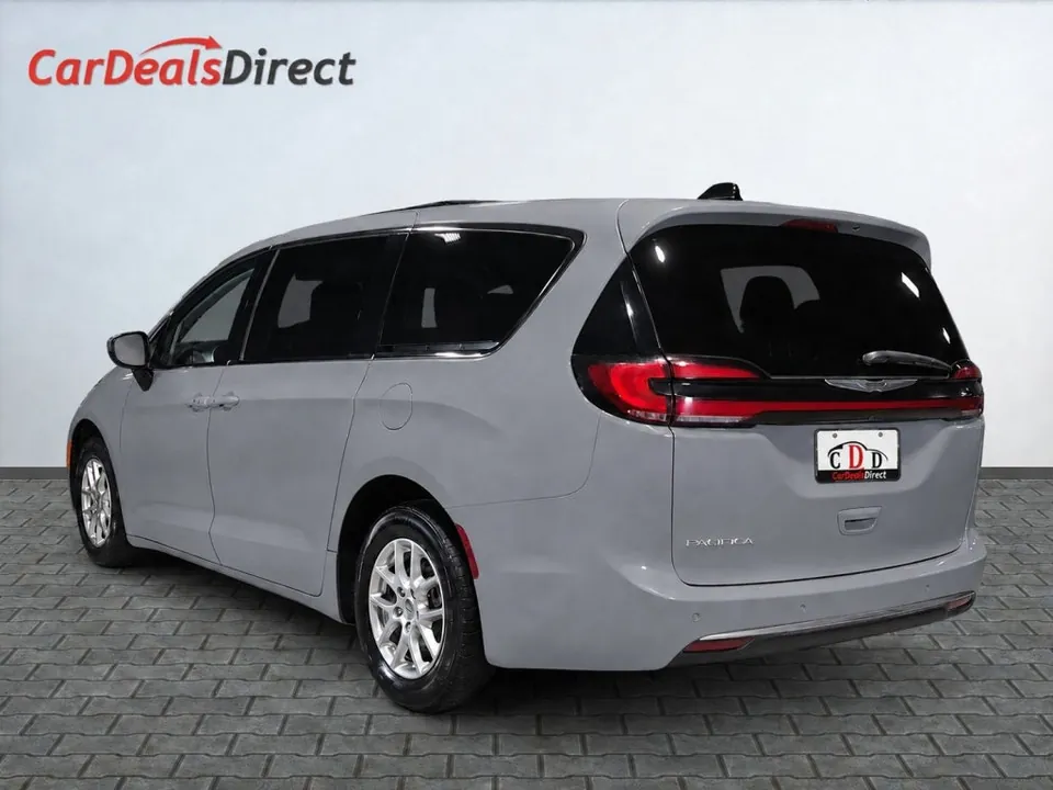 Chrysler Pacifica 2023 photo 5