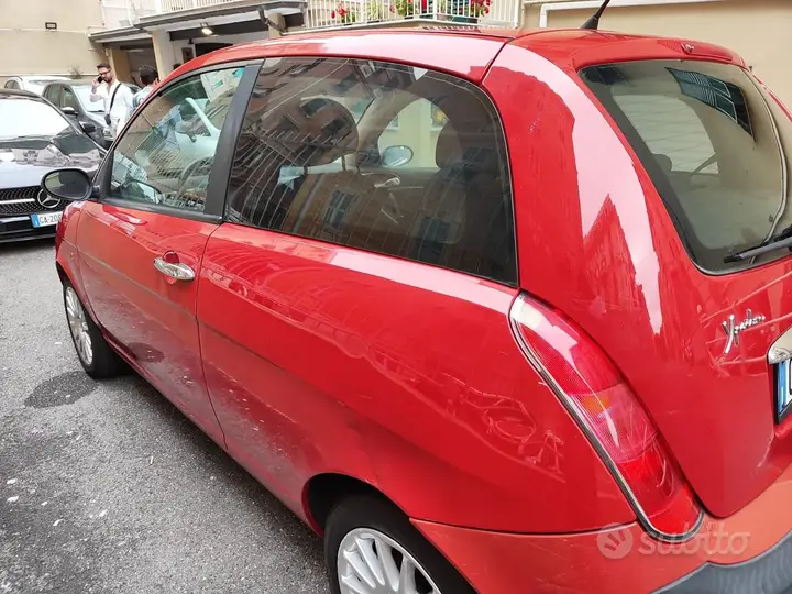 Lancia Ypsilon 2004 photo 2