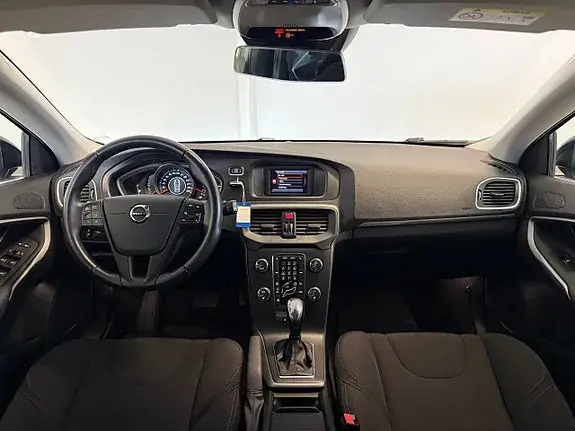 Volvo V40 Cross Country 2018 photo 5
