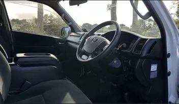 Toyota Hiace 2019 photo 4