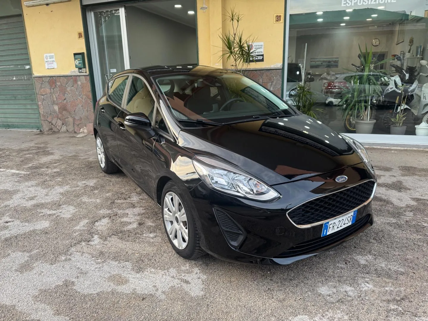 Ford Fiesta 2018 photo 2