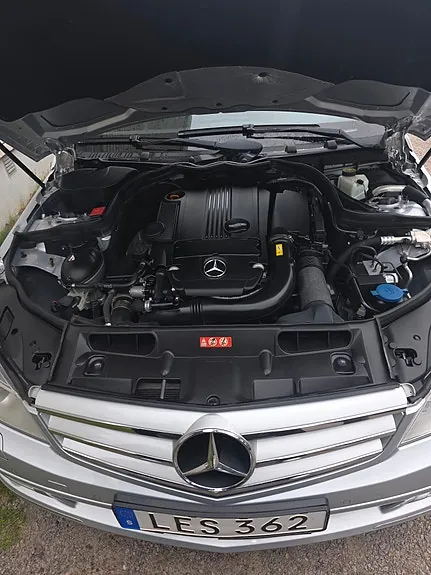 Mercedes-Benz C180 2011 photo 5