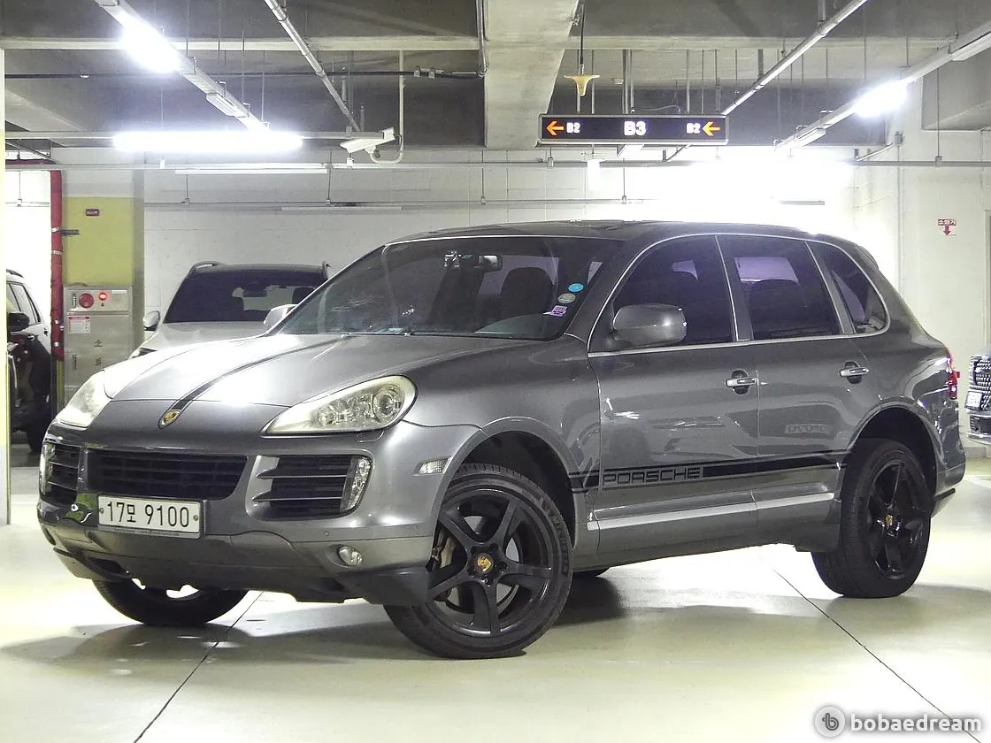 Porsche Cayenne 2009 photo 2