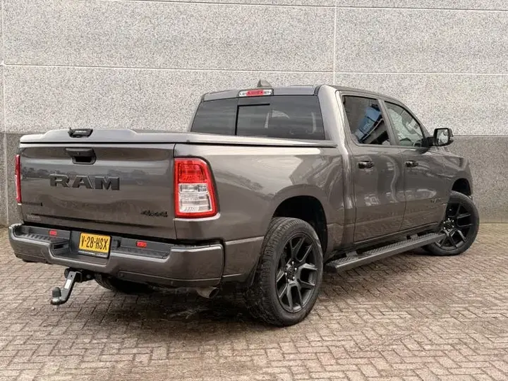 Dodge Ram 1500 2024 photo 2