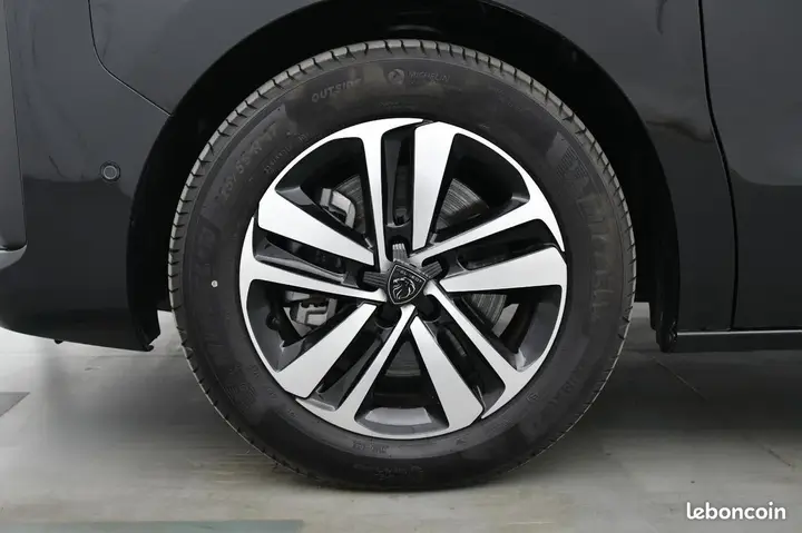 Peugeot Traveller 2026 photo 3