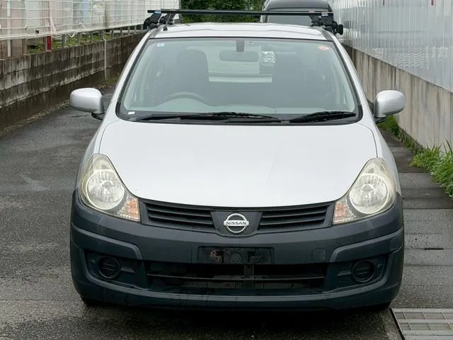Nissan Ad 2012 photo 2
