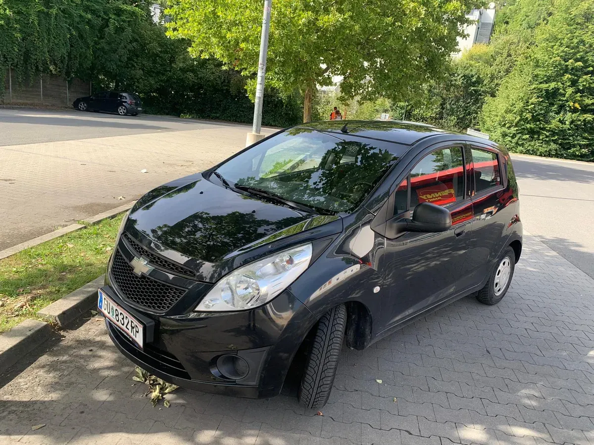 Chevrolet Spark 2012 photo 2