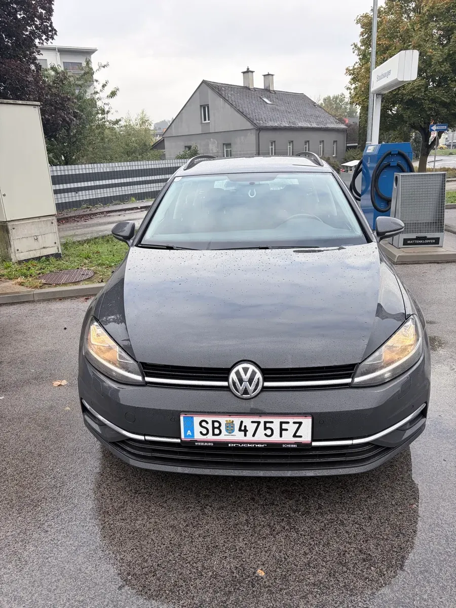 Volkswagen Golf 2018 photo 2