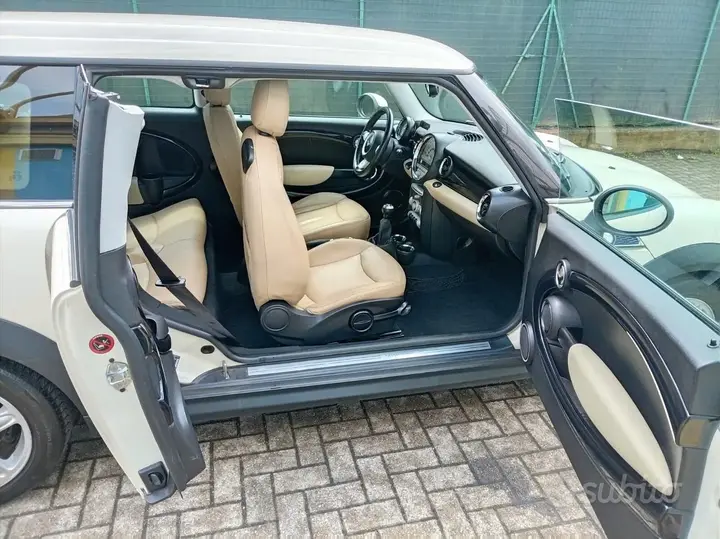Mini Mini Clubman 2009 photo 4